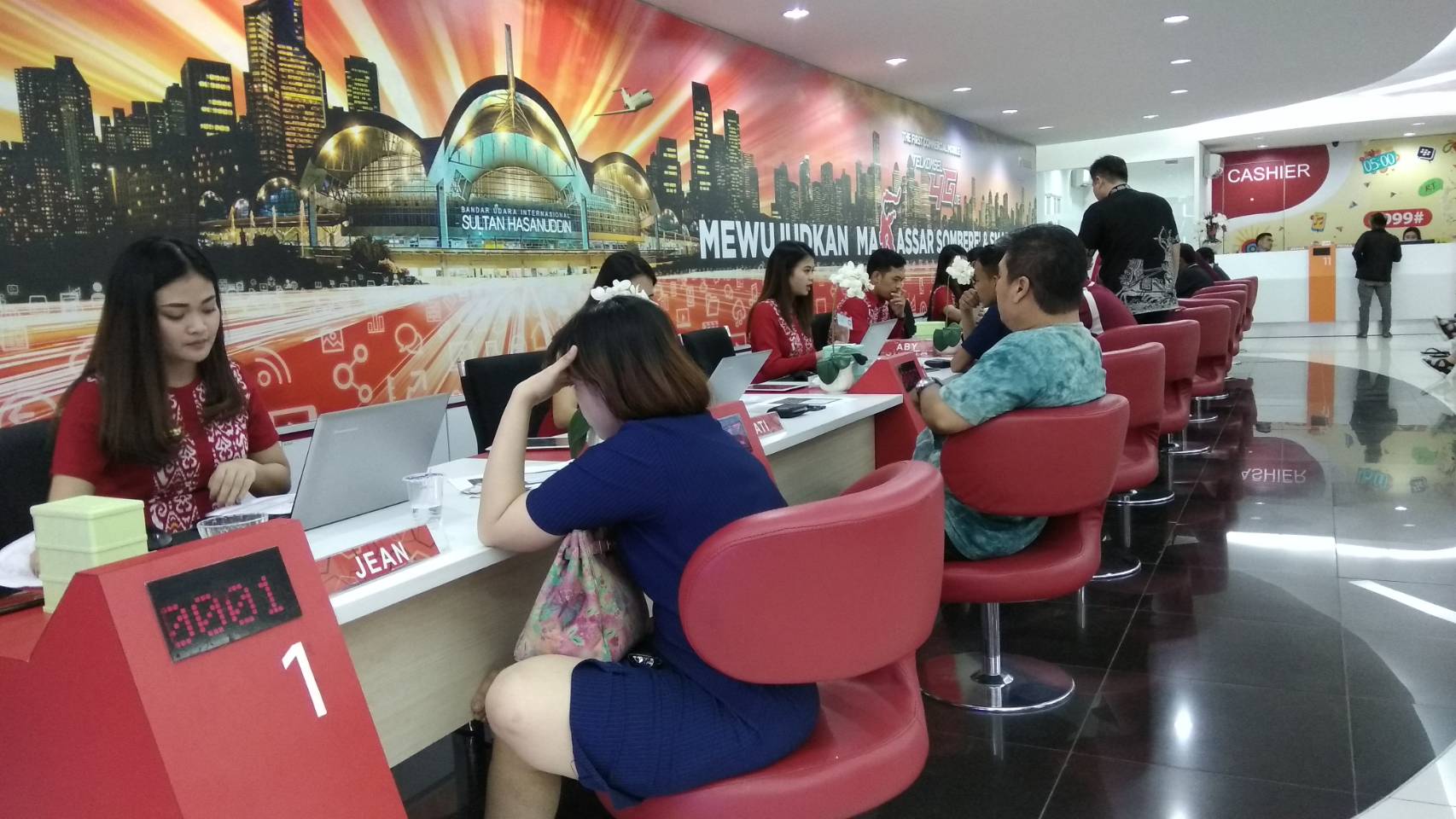Cek Nomor Telkomsel dengan Bantuan Operator